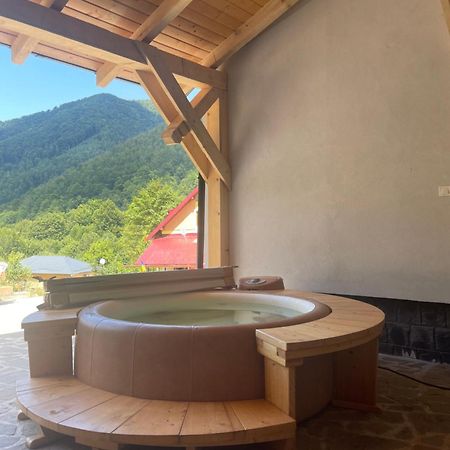 Casa Tudor Padis Exteriér fotografie
